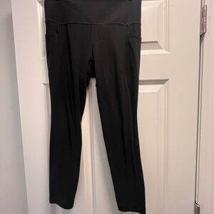 Athleta Salutation Stash Pocket Leggings